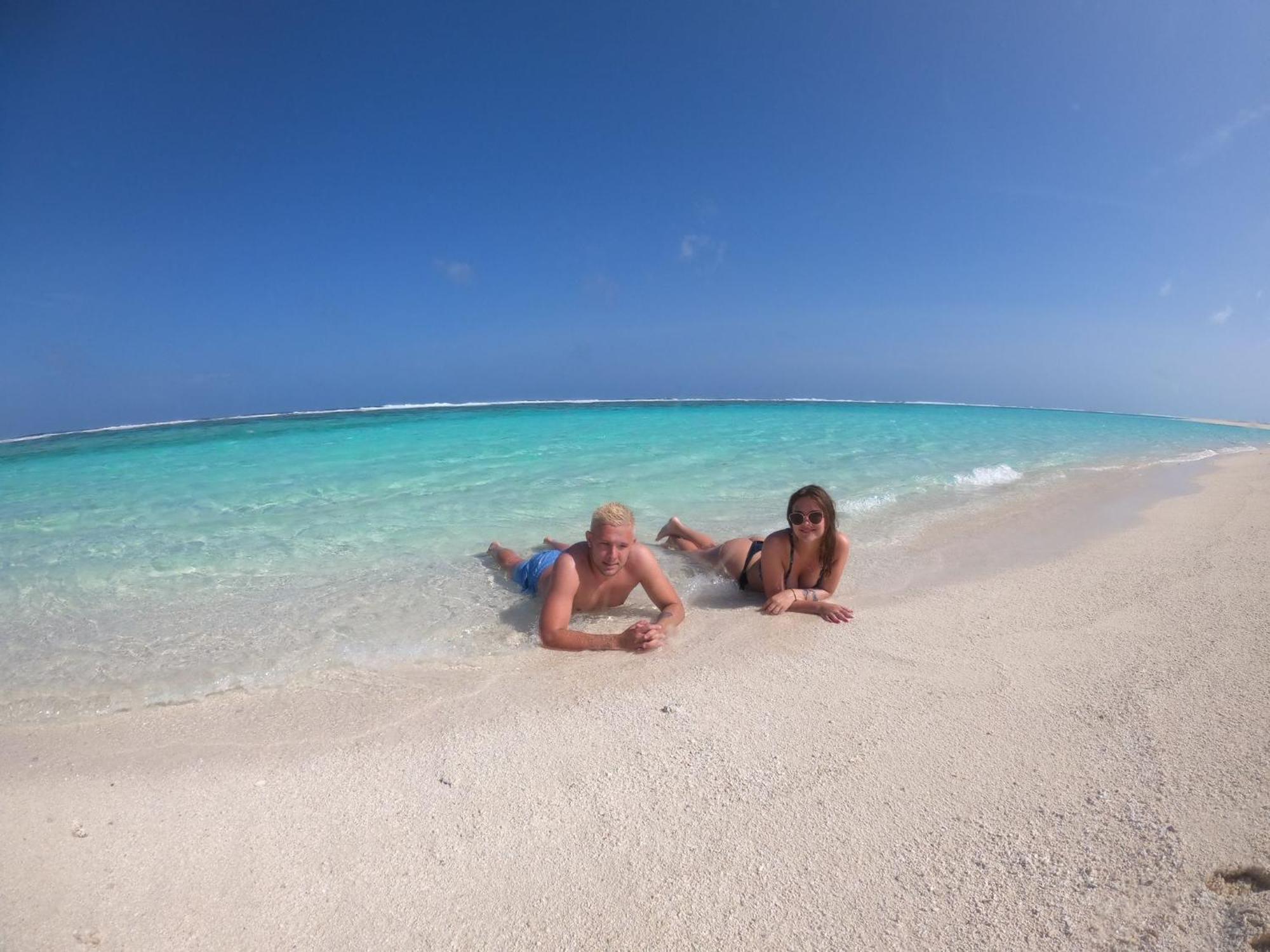Ukulhas Villa Beach Hotel Exteriör bild